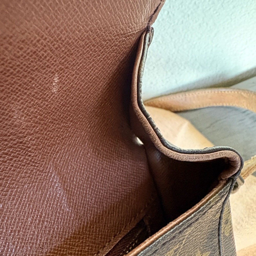 Authentic Louis Vuitton Saint Cloud GM Monogram Crossbody Shoulder Bag - Picture 8 of 17